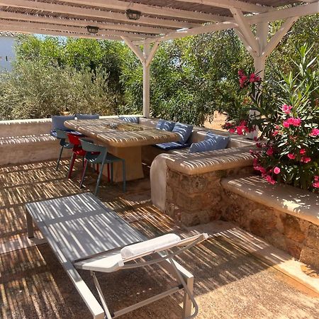 Simos Suites Elafonissos Buitenkant foto
