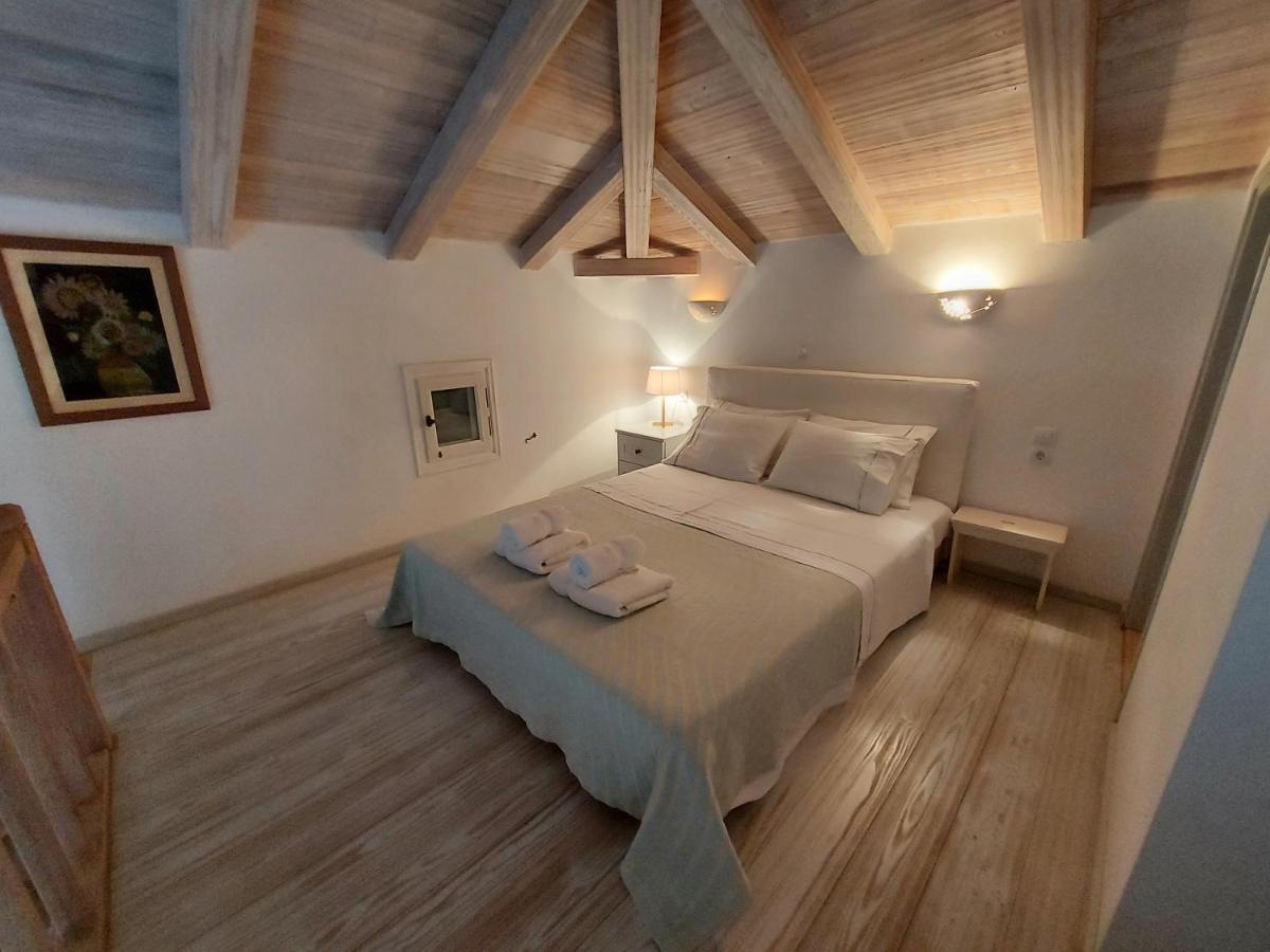 Simos Suites Elafonissos Buitenkant foto