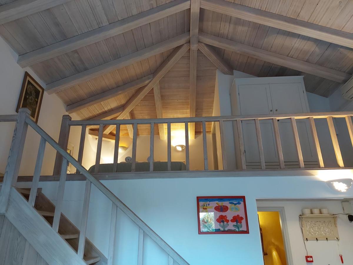 Simos Suites Elafonissos Buitenkant foto