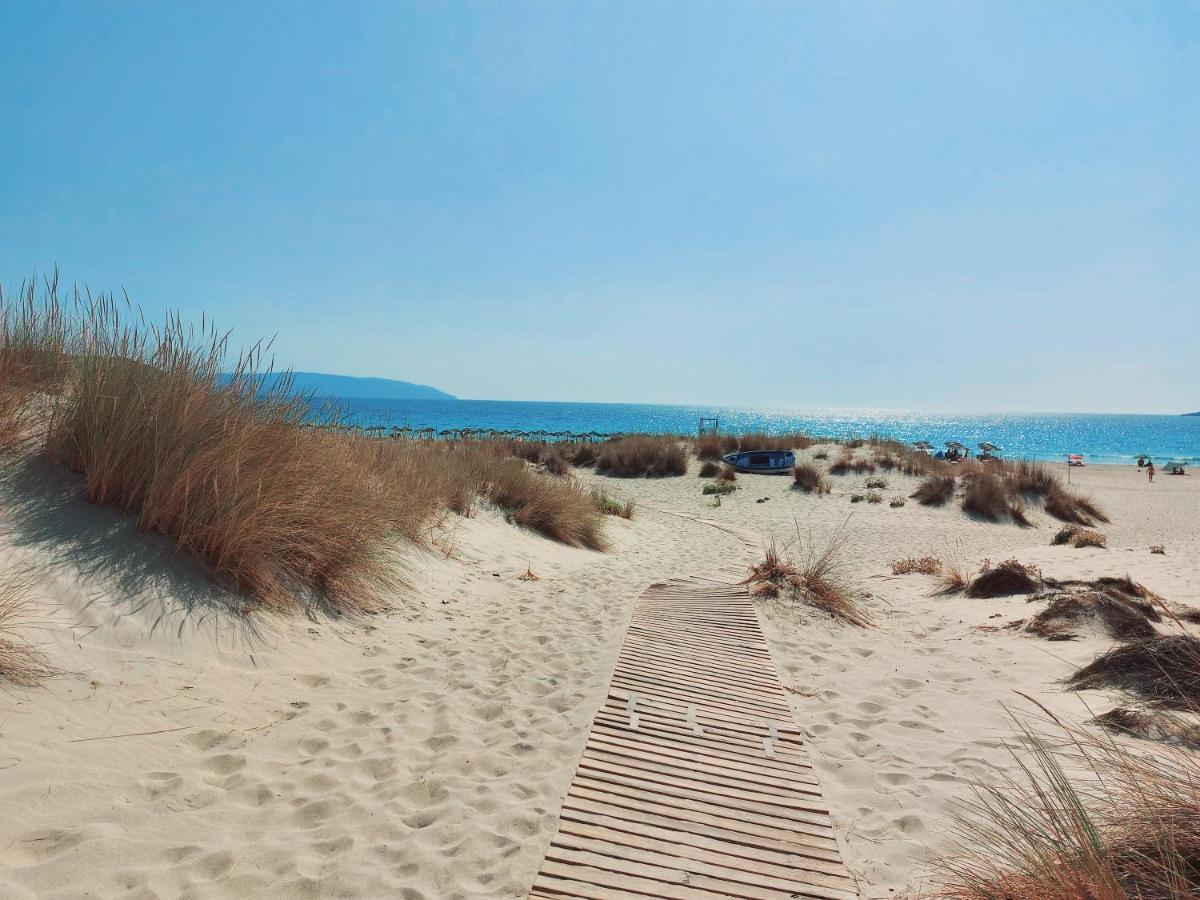 Simos Suites Elafonissos Buitenkant foto
