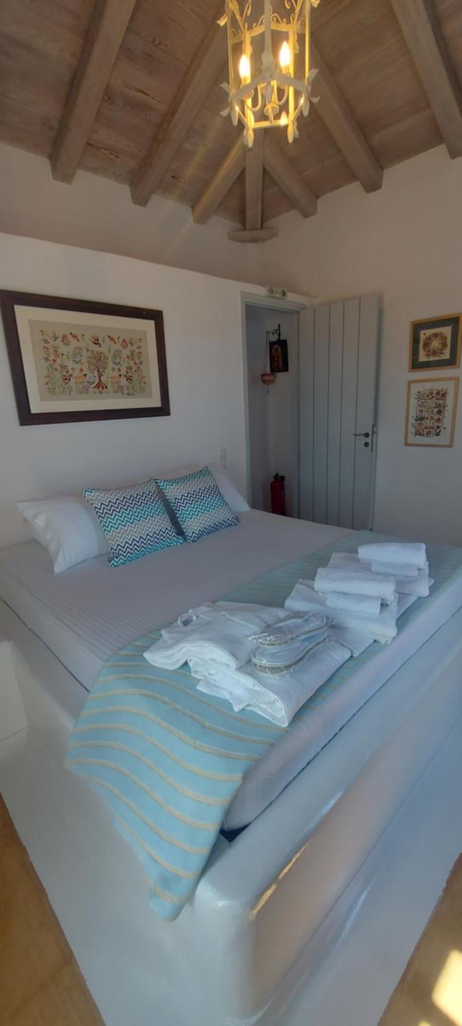 Simos Suites Elafonissos Buitenkant foto