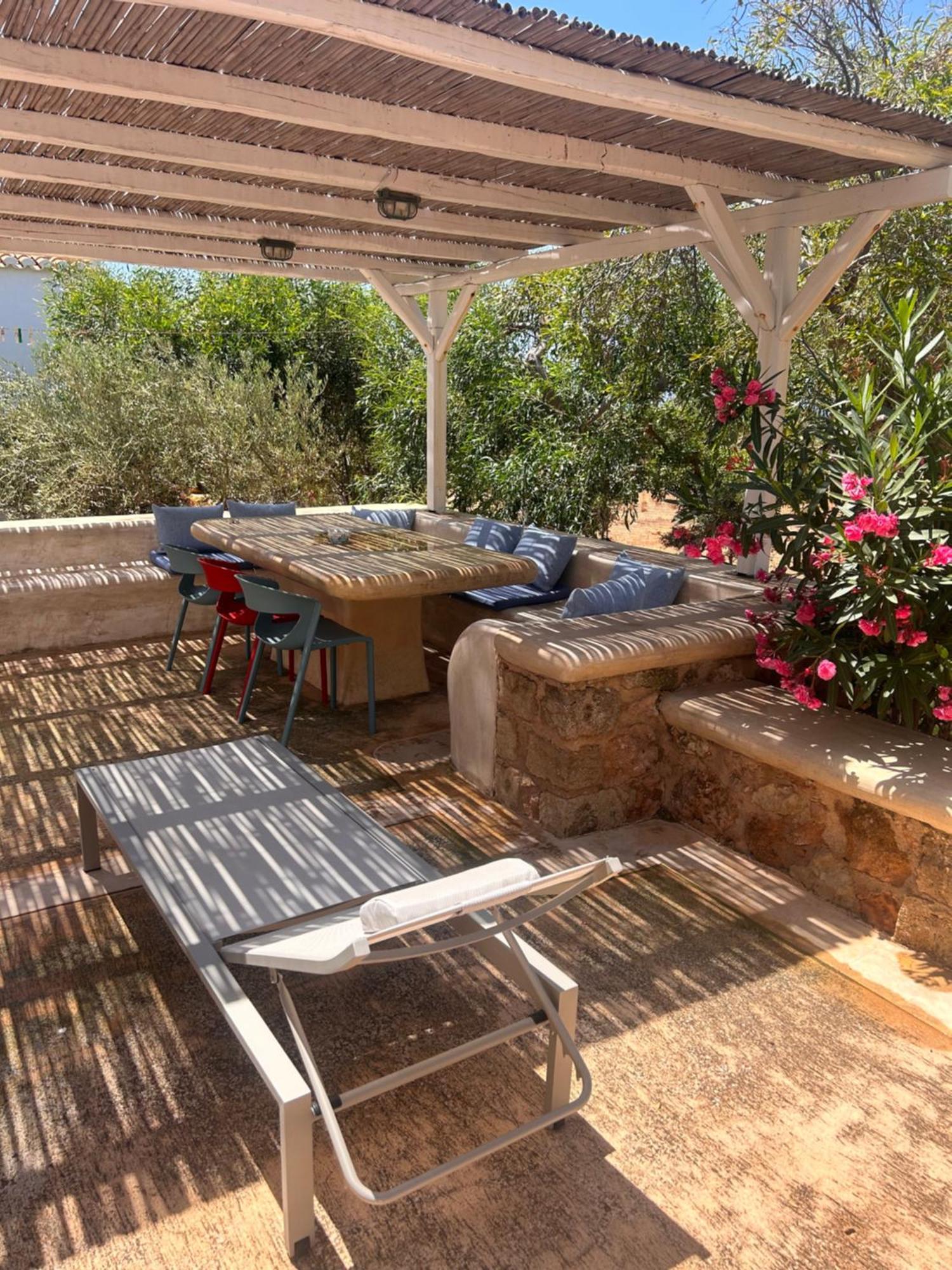 Simos Suites Elafonissos Buitenkant foto